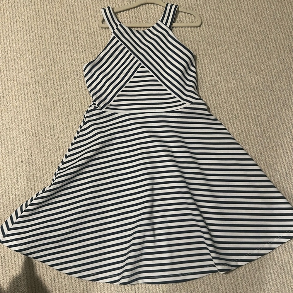Zunie girls 8 , Navy and white stripes dress